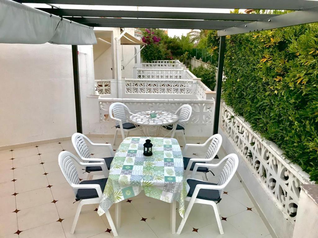 Villa Adosado De 140M2 Con Terraza A 50 M De La Playa à Dénia Extérieur photo