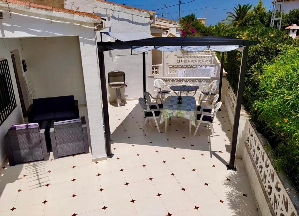 Villa Adosado De 140M2 Con Terraza A 50 M De La Playa à Dénia Extérieur photo
