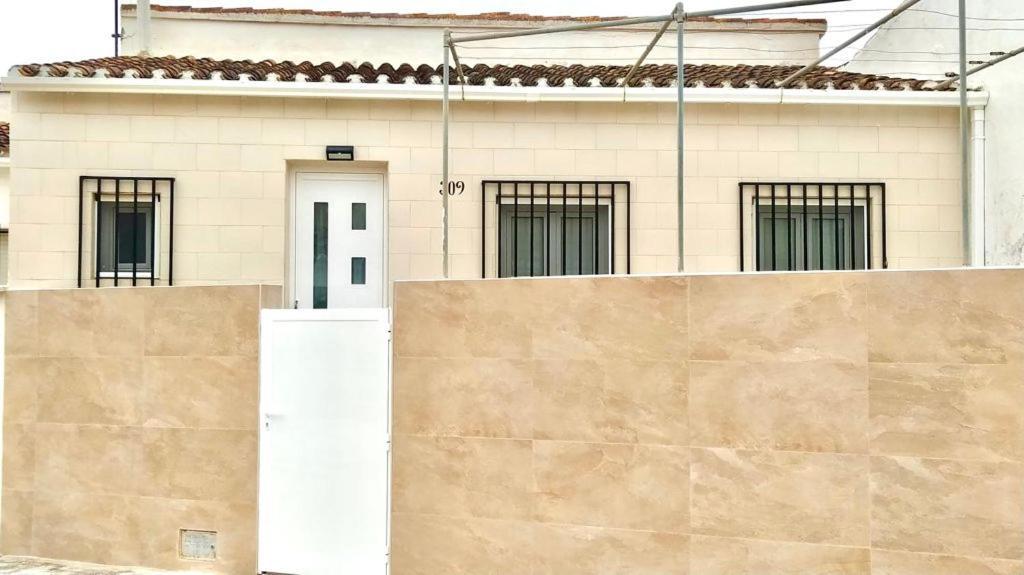 Villa Adosado De 140M2 Con Terraza A 50 M De La Playa à Dénia Extérieur photo